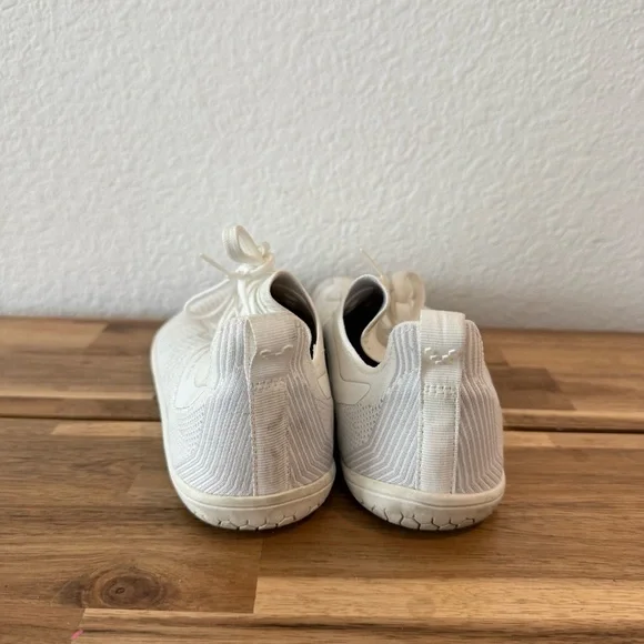 VivoBarefoot- Women’s White Lite Knit Sneakers- Size 8 - Picture 5 of 7